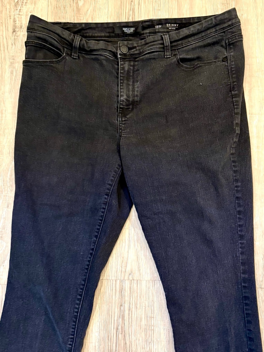 Simply Vera Black Skinny Women’s Jeans Mid Rise 18 W